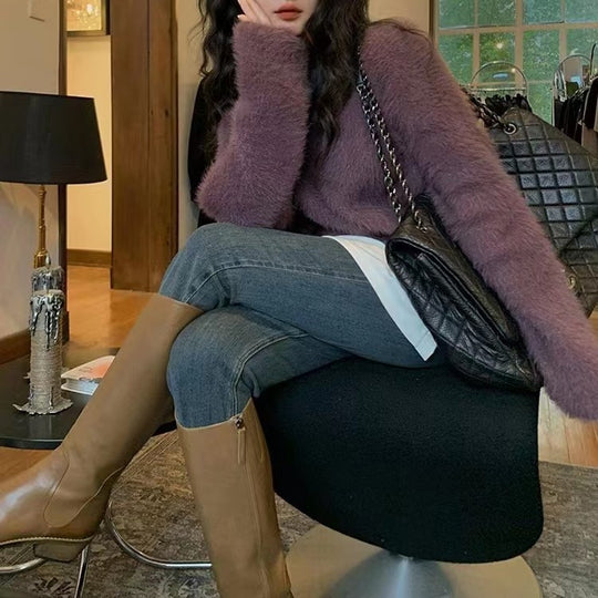 Damen Flauschiger Pullover mit lässigem Schnitt und hohem Rundhalsausschnitt EB