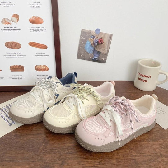 Damen Sneakers mit modischem Schnürsystem und rutschfester Sohle EB