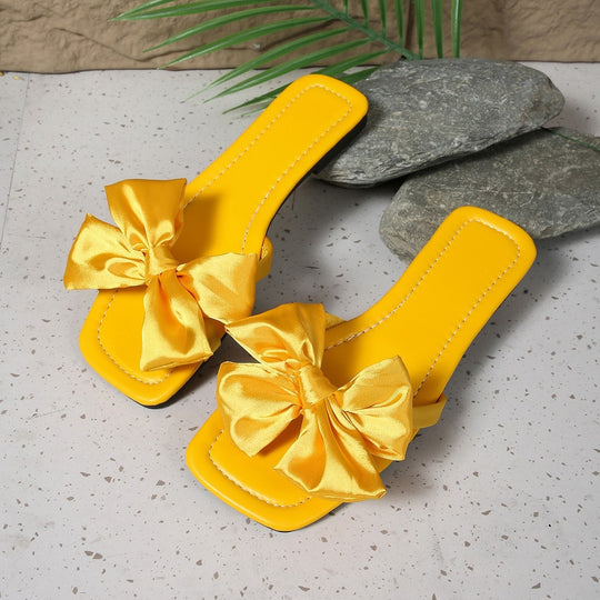 Damen Elegante und komfortable Badesandalen mit großem Schleifen-Detail EB
