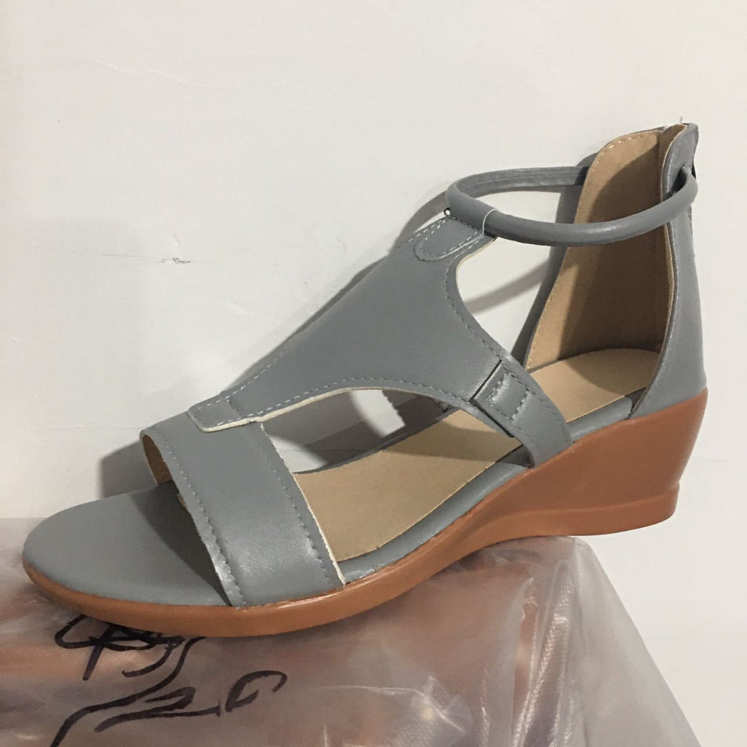 Damen Wedge-Sandalen mit elegantem Schnitt und verstellbarem Riemendesign EB