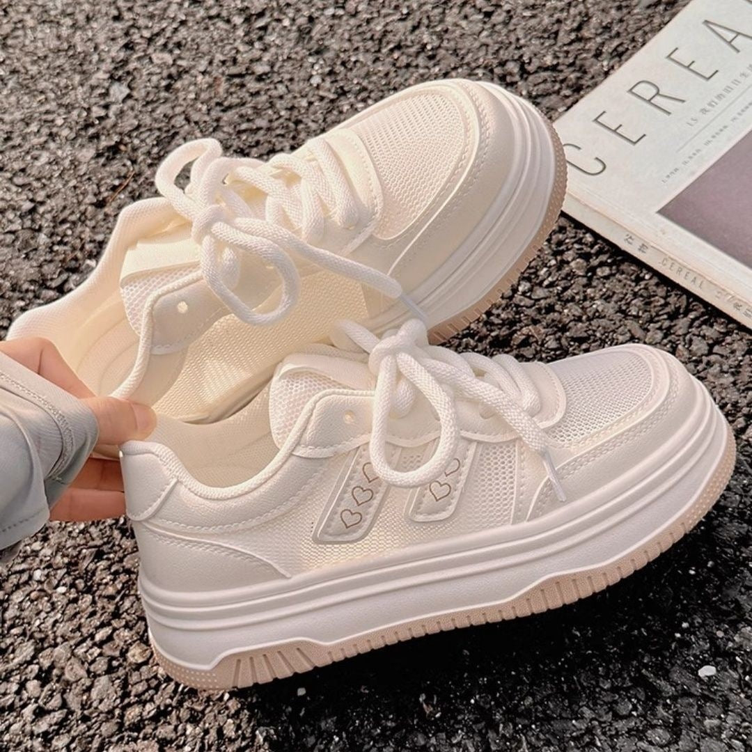 Damen Sportliche Sneakers mit atmungsaktive Mesh-Einsätze und gepolsterter Sohle EB
