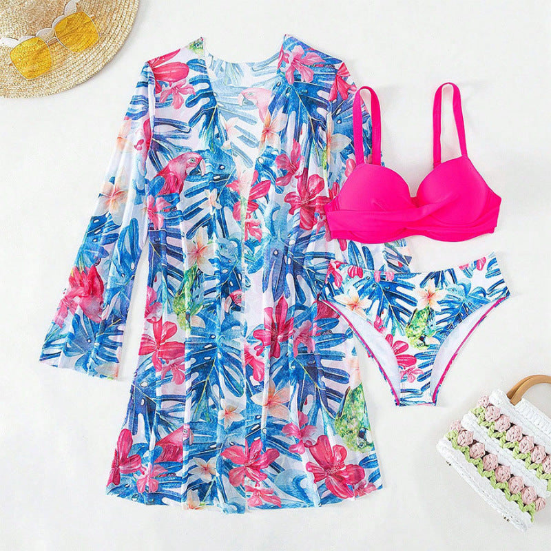 Damen bikini set mit floralem Überwurf und glamourösen Details EB
