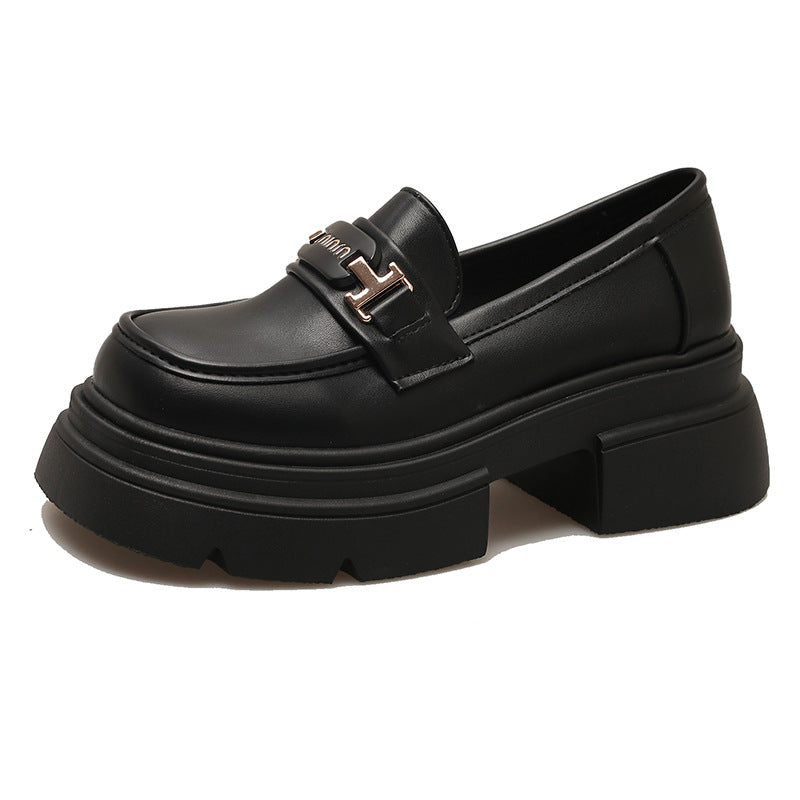 Damen Modische Loafers mit hochgezogenem Absatz und glänzender Oberfläche EB