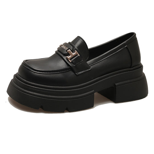 Damen Modische Loafers mit hochgezogenem Absatz und glänzender Oberfläche EB