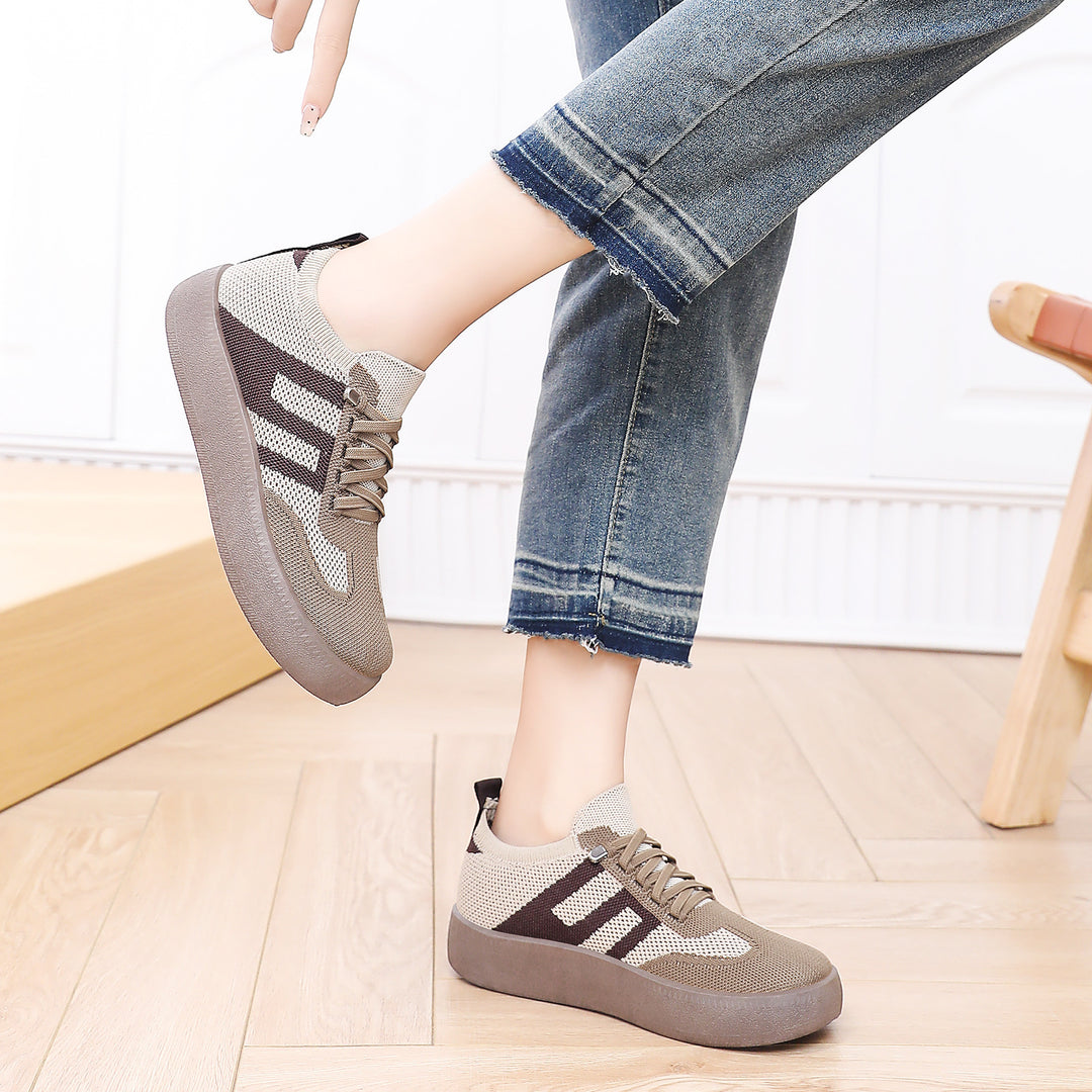 Damen Bequeme und luftige Sneaker mit Plattformsohle EB
