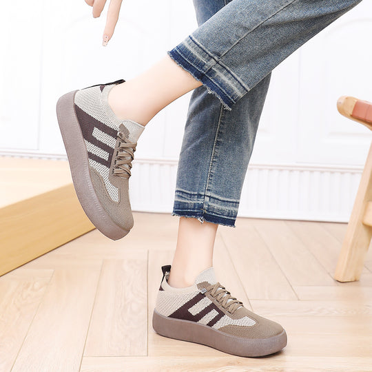 Damen Bequeme und luftige Sneaker mit Plattformsohle EB