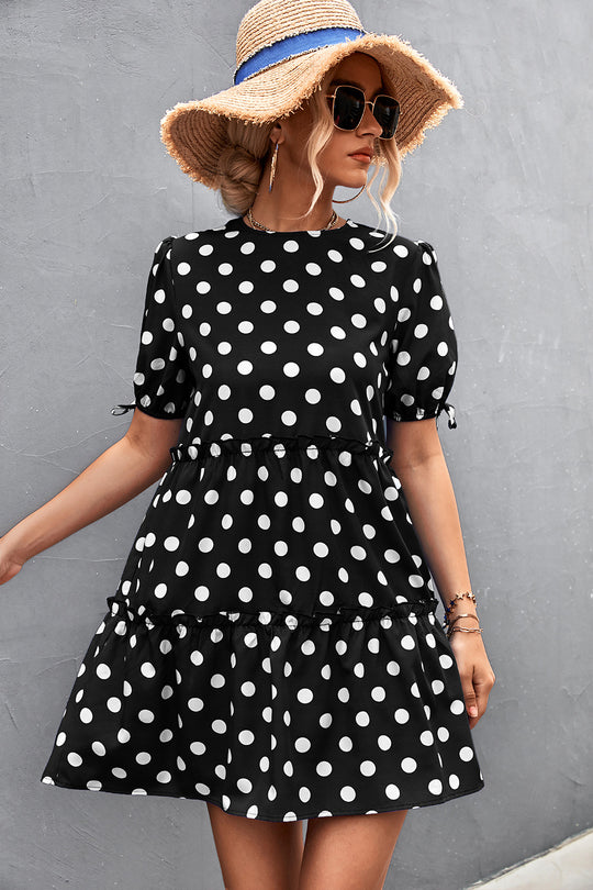 Damen Freizeitkleid mit voluminösen Rüschendetails und Polka-Dots EB