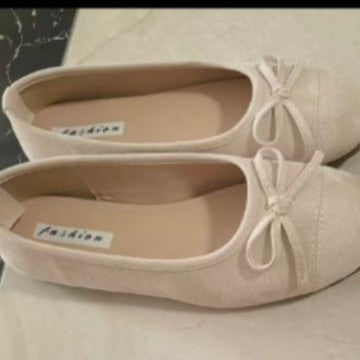 Damen Ballerinas mit elegantem Glanz und zartem Schleifen-Detail EB