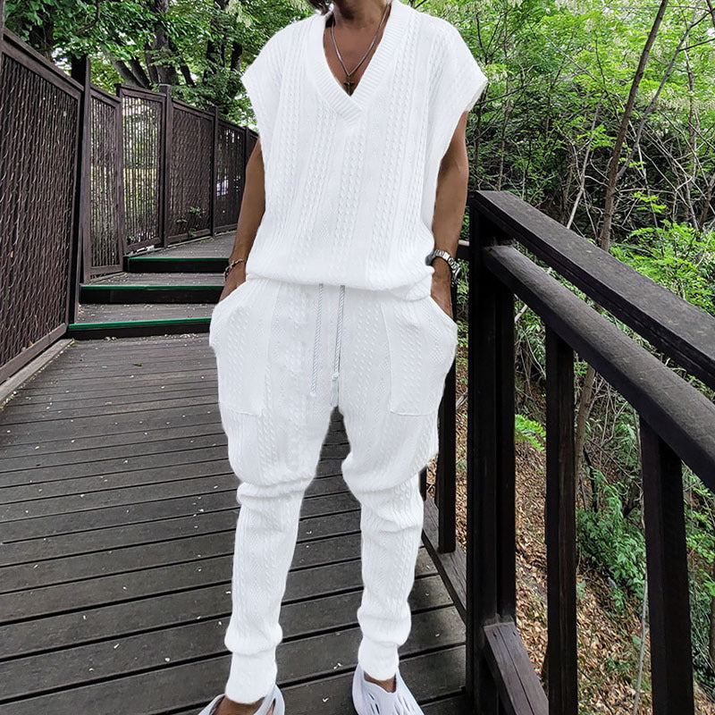 Damen lässiges Freizeit-Outfit mit strukturiertem Oberteil und bequemen Hosen EB