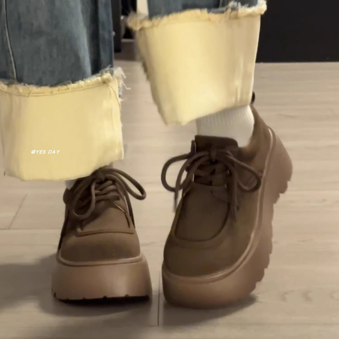 Damen Komfortable Sneaker mit modernem Design und extraleichter Sohle EB