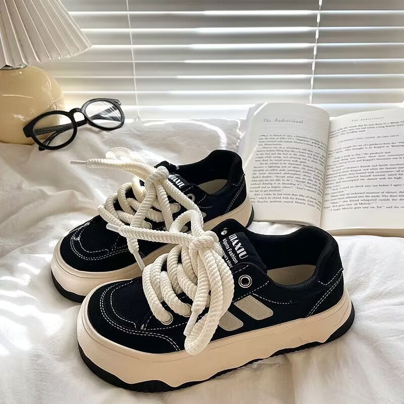 Damen modische Chunky Sneakers mit breiten Schnürsenkeln EB