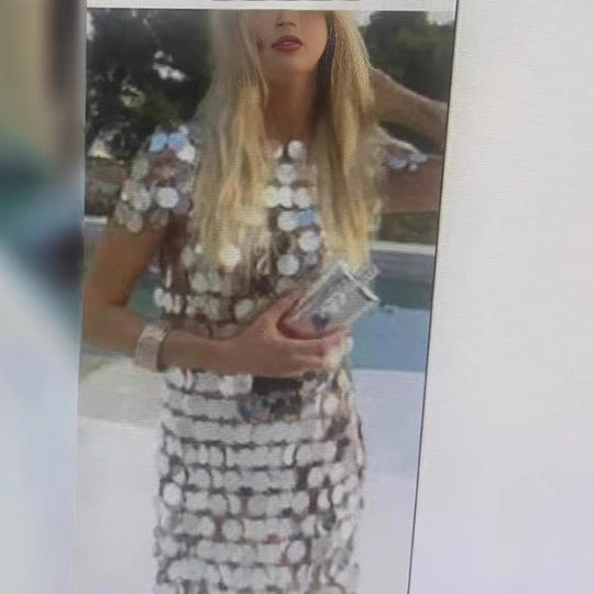 Damen Glitzerndes Abendkleid mit Paillettenbesatz und figurbetontem Schnitt EB
