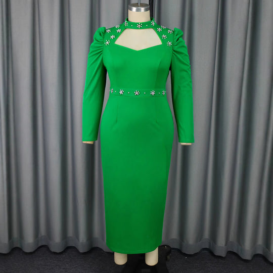 Damen Elegantes Kleid mit asymmetrischen Cut-Outs und blumigen Akzenten EB