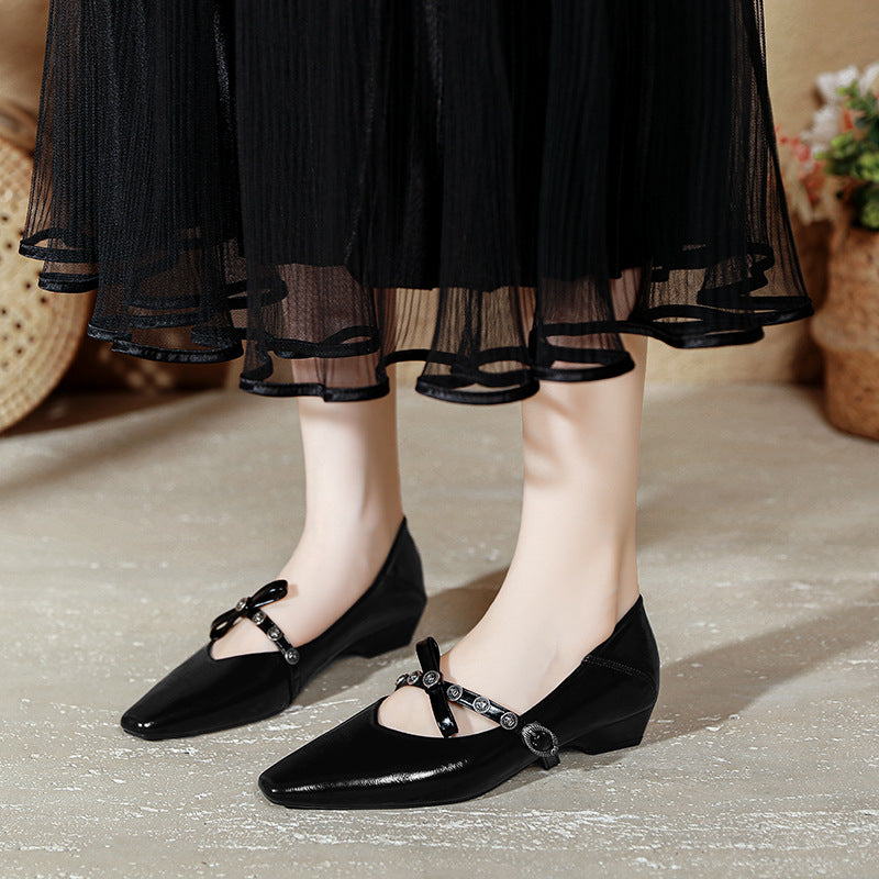 Damen spitze Ballerinas mit verziertem Riemen und edler Schleifenapplikation EB