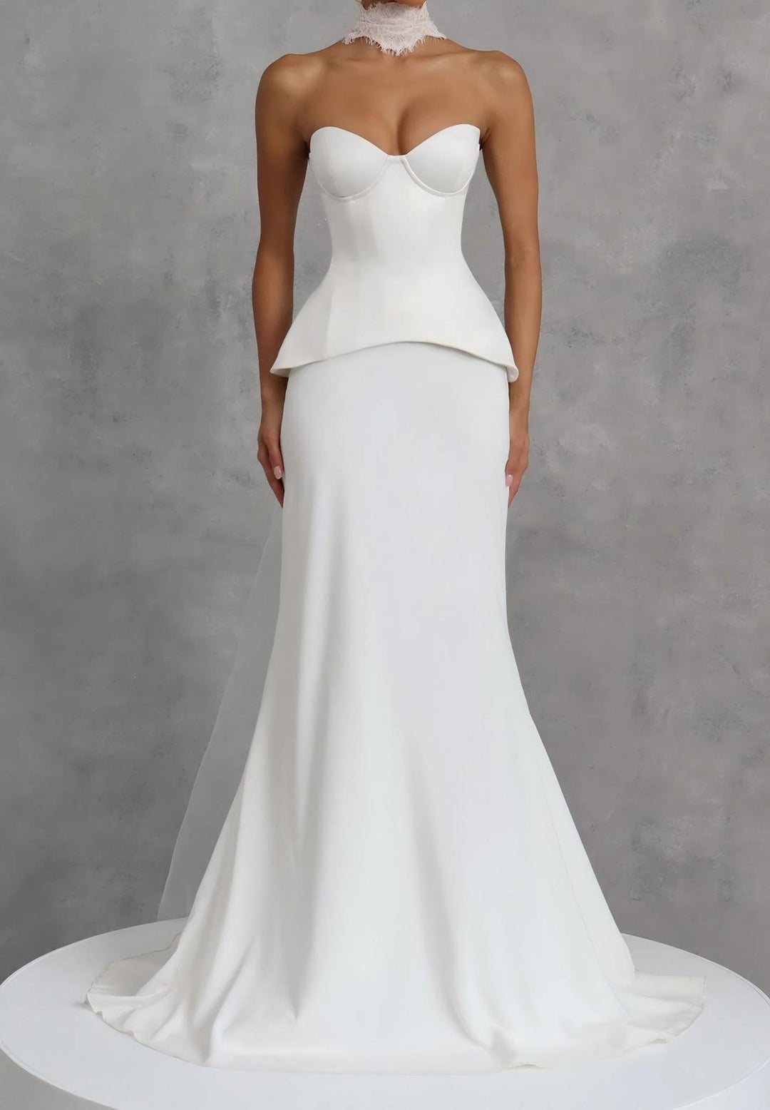 Damen Figurbetontes Brautkleid mit Peplum-Silhouette EB
