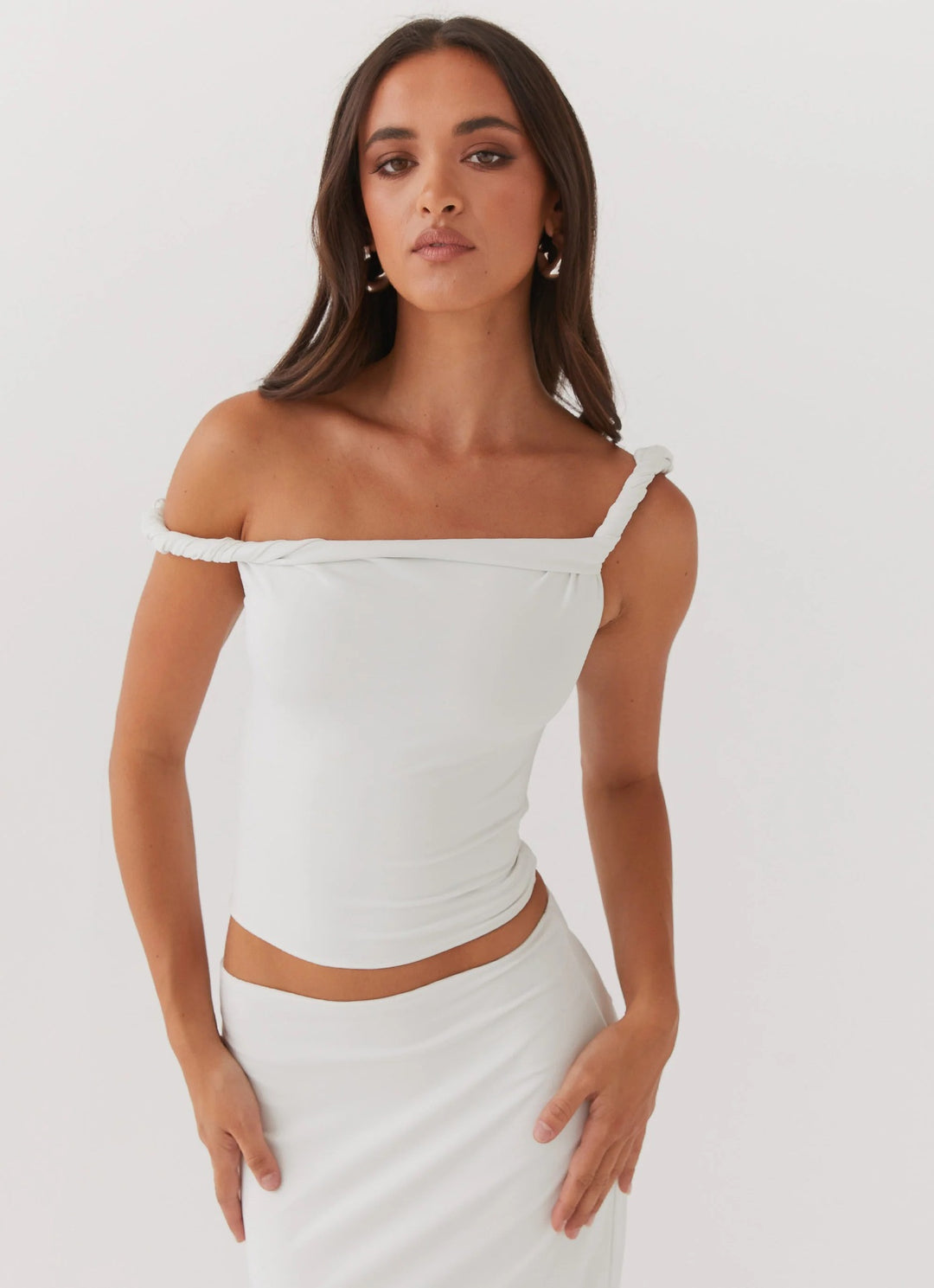 Damen Off-Shoulder Crop-Top mit modischen Raffungselementen EB