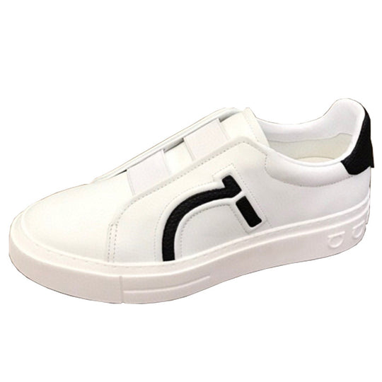 Damen Sportliche Slip-On Sneakers mit modernem Design und elastischem Riemen EB