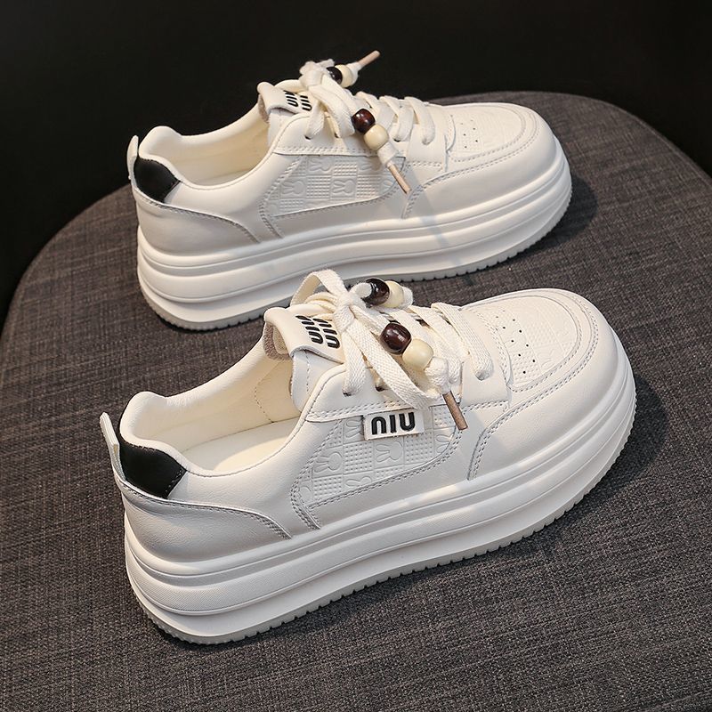 Damen Chunky Plattform-Sneaker mit einzigartigem Schnürsystem EB