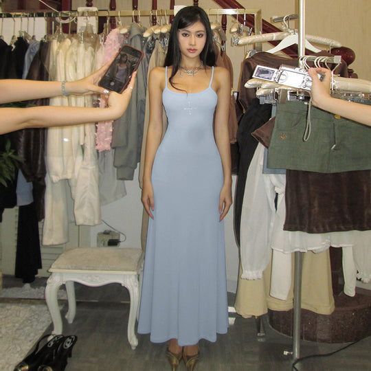 Damen Elegantes Maxikleid mit verstellbaren Trägern und Paillettenverzierung EB