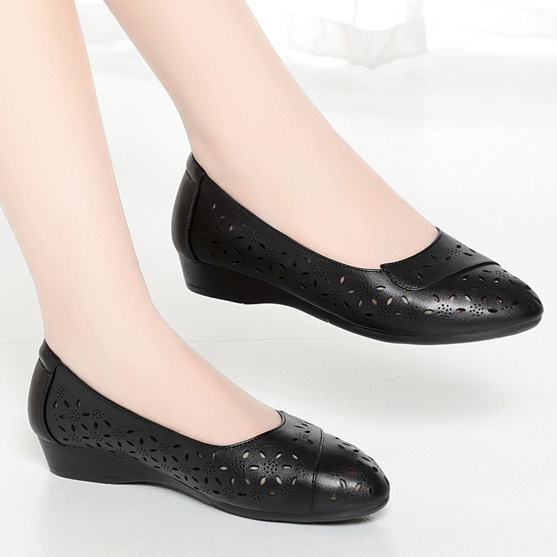Damen Ballerinas mit filigranem Lochmuster und bequemem Fußbett EB