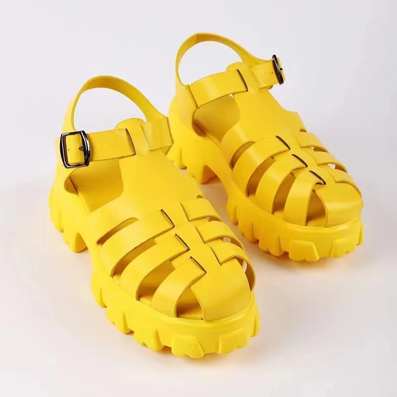 Damen  robuste Plateau-Sandalen mit mehreren Zier- und Komfortriemen, verstellbarer Metall-Schnalle und profiliertem Traktorabsatz EB