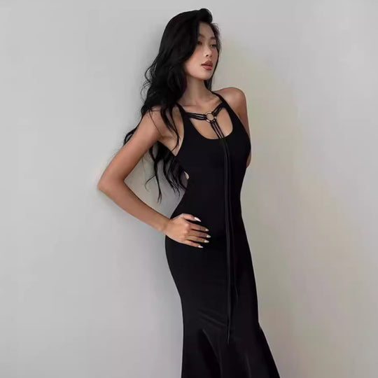 Damen elegantes Maxikleid mit verstellbaren Trägern und raffiniertem Ausschnitt EB