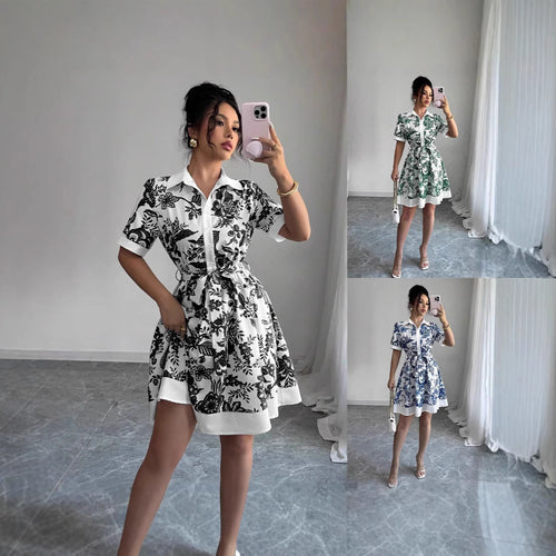 Damen Hemdblusenkleid mit floralen Mustern und Taillengürtel EB