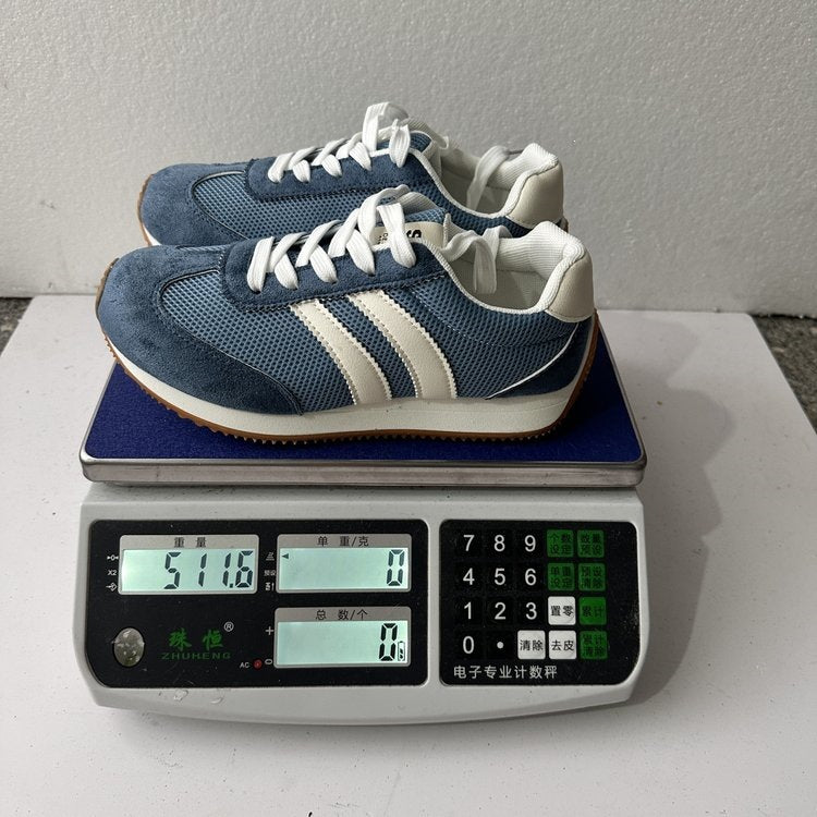 Damen Sportliche Sneakers mit atmungsaktiver Mesh-Oberfläche EB