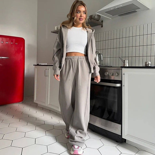 Damen lässiges Sweatset mit cropped Oberteil und weiter Hose EB