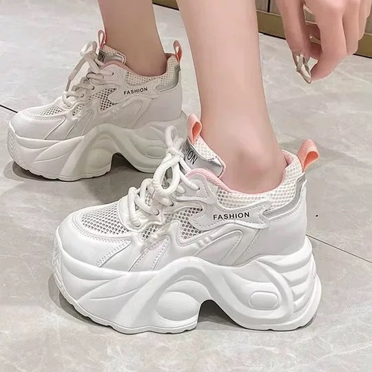 Damen Chunky Sneakers mit atmungsaktiver Mesh-Oberfläche und dämpfender Sohle EB