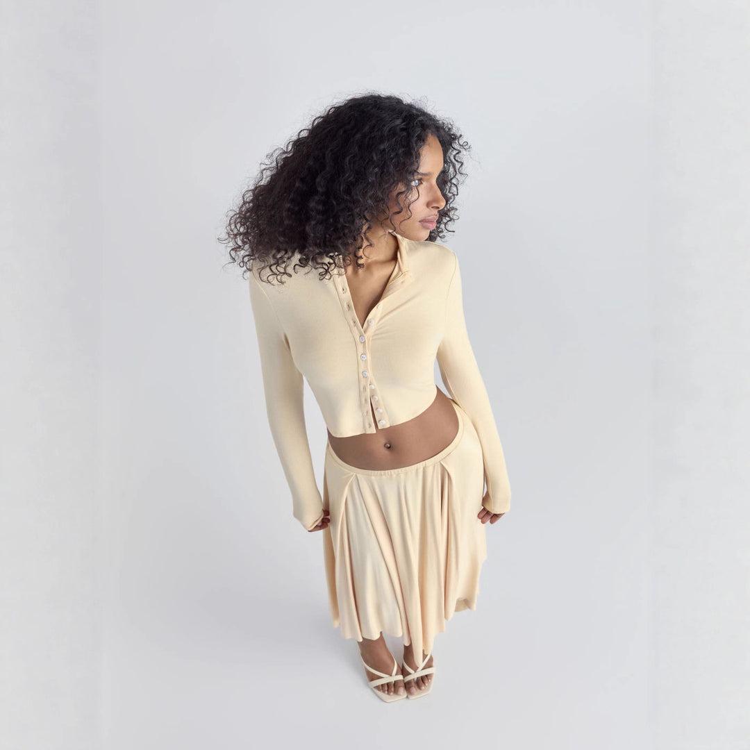 Damen Cropped-Cardigan mit Perlmuttknöpfen und asymmetrischem Zipfel-Midirock EB
