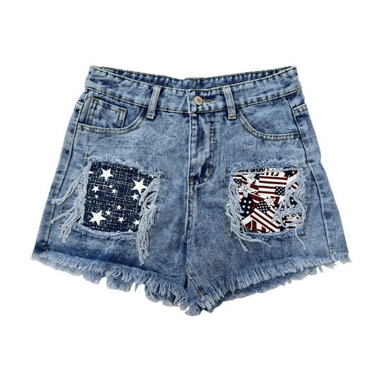 Damen Destroyed Denim-Shorts mit fransigen Taschen und modischen Aufnähern EB