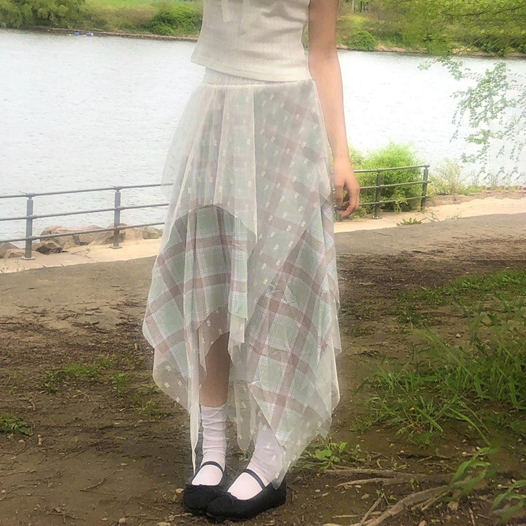 Damen Asymmetrischer Plissee-Rock mit transparentem Chiffonüberwurf und kariertem Design EB