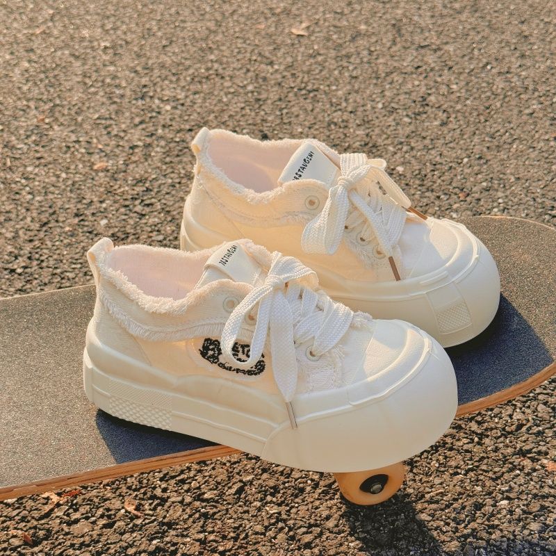 Damen Freizeitsneaker mit gefüttert Innenleben und innovativer Sohle EB