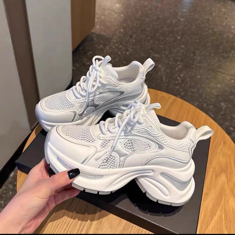 Damen Trendige hochgezogene Sneakers mit atmungsaktiver Mesh-Oberfläche und reflektierenden Akzenten EB
