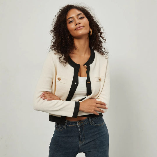 Damen Kurz geschnittene Strickjacke mit eleganten Knopf-Details EB