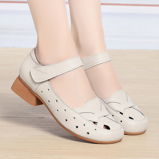 Damen Ballerinas mit verstellbarem Riemen und luftigen Lochmuster EB