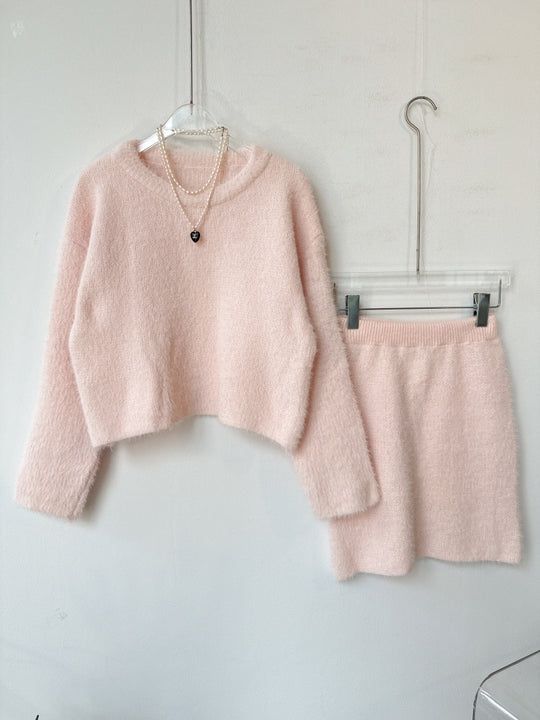 Damen Kuscheliger Flausch-Zweiteiler mit Oversize-Pullover und Minirock EB