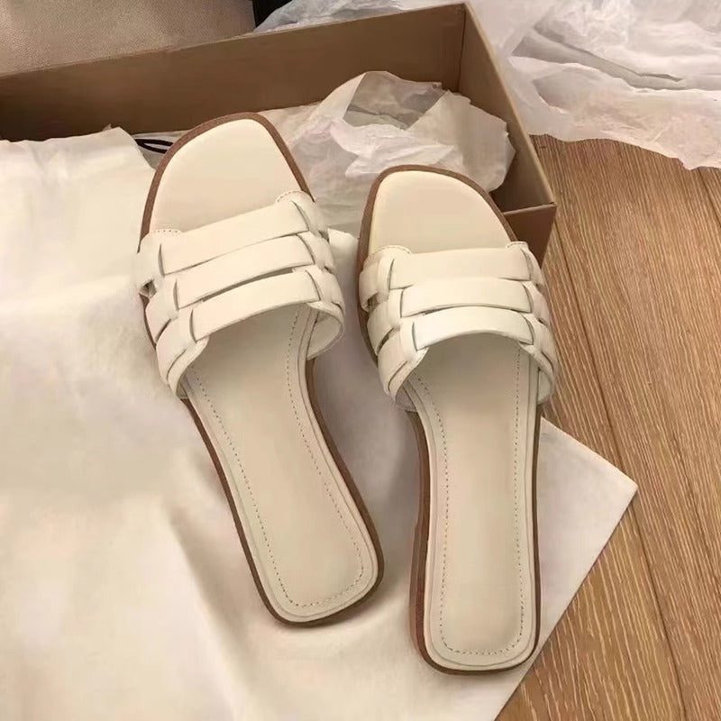 Damen Komfortable Slipper mit eleganten Riemen EB