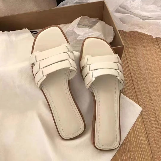 Damen Komfortable Slipper mit eleganten Riemen EB