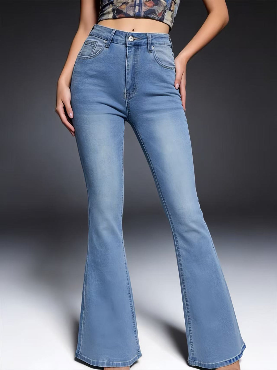 Damen nan hochtaillierte Schlagjeans mit figurformender Passform und weitem ausgestelltem Bein EB