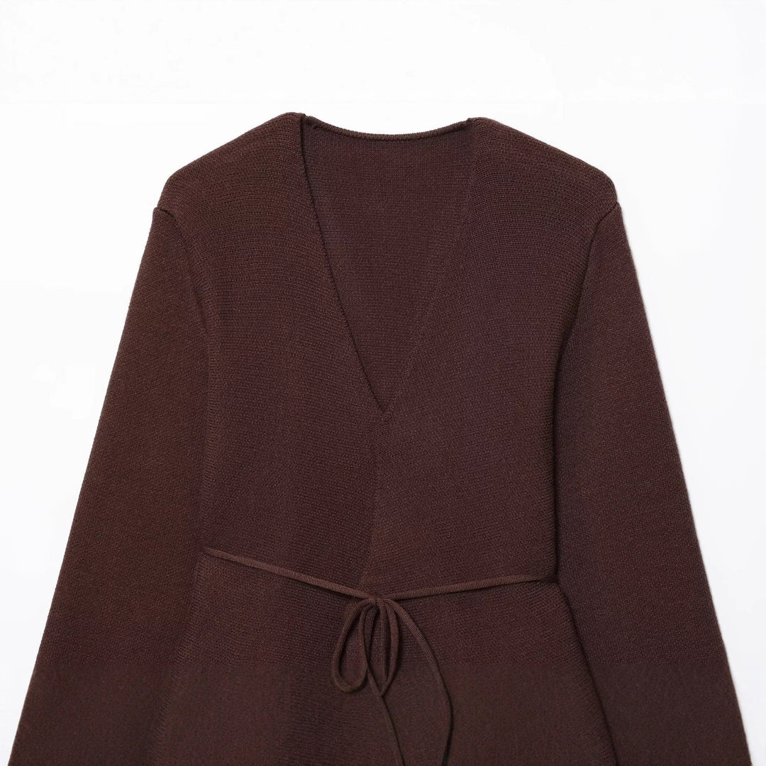 Damen Wickelstrickjacke mit eleganter Taillierung EB