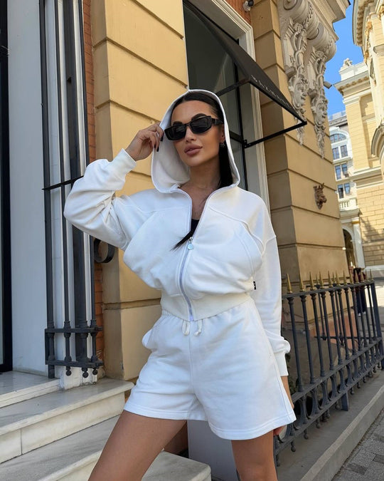 Damen lässiges Cropped Hoodie- und Shorts-Set mit praktischen Kordelzügen EB
