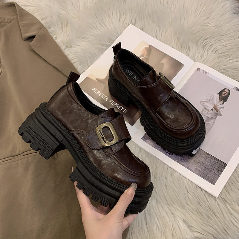 Damen Trendige Stiefeletten mit robuster Profilsohle und modischem Riemenverschluss EB