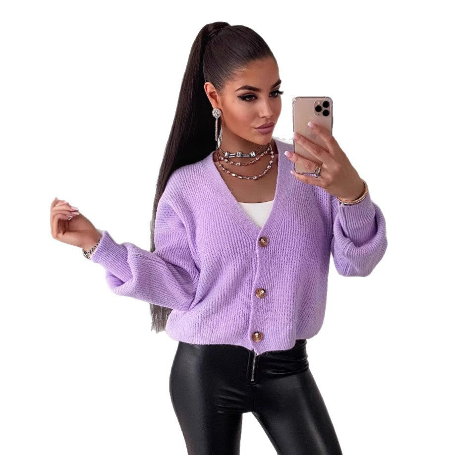Damen Strickjacke mit voluminösen Ärmeln und hochwertigen Holzknöpfen EB