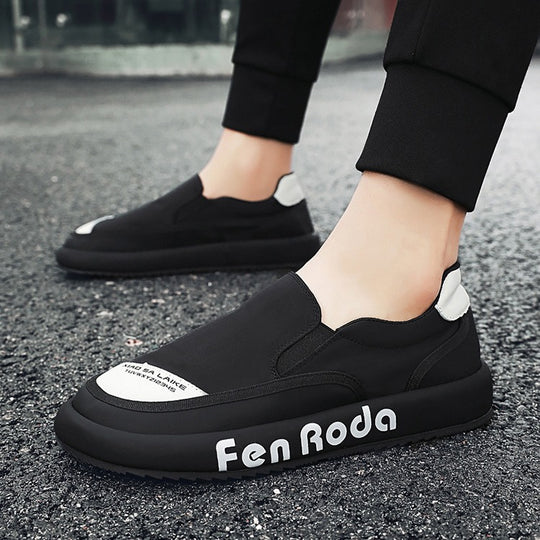 Damen Bequeme Slip-On Sneakers mit atmungsaktiver Oberflächenstruktur EB