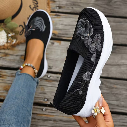 Damen Mokassins mit floraler Stickerei und flexiblem Sohlen EB