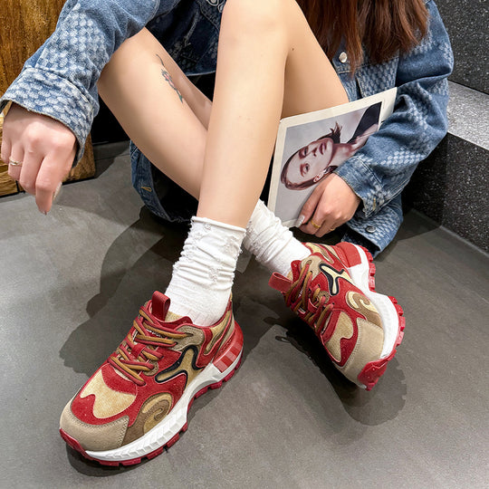 Damen sportliche Sneakers mit modernem Design und robustem Sohlenprofil EB