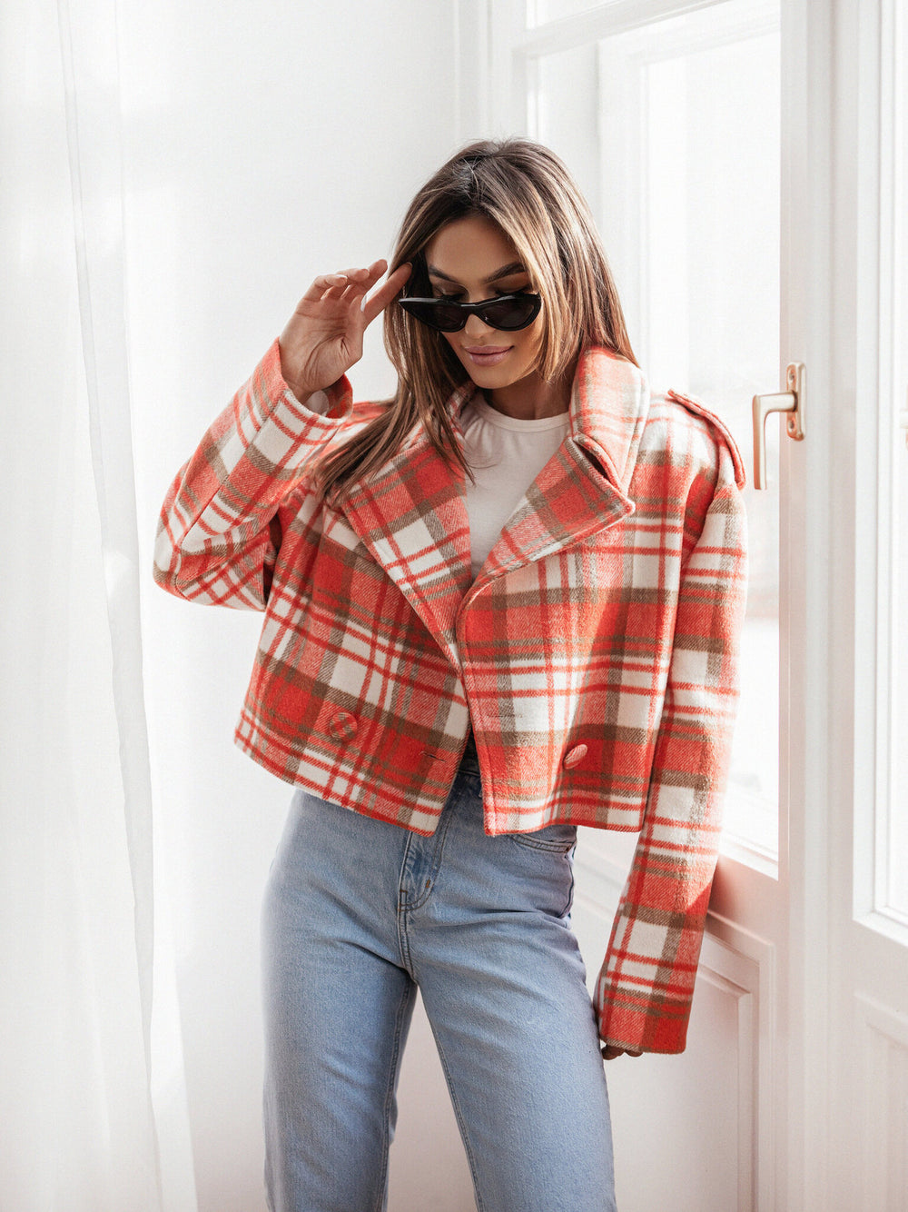 Damen Karierter Kurzblazer mit schickem Schnitt und modischen Details EB