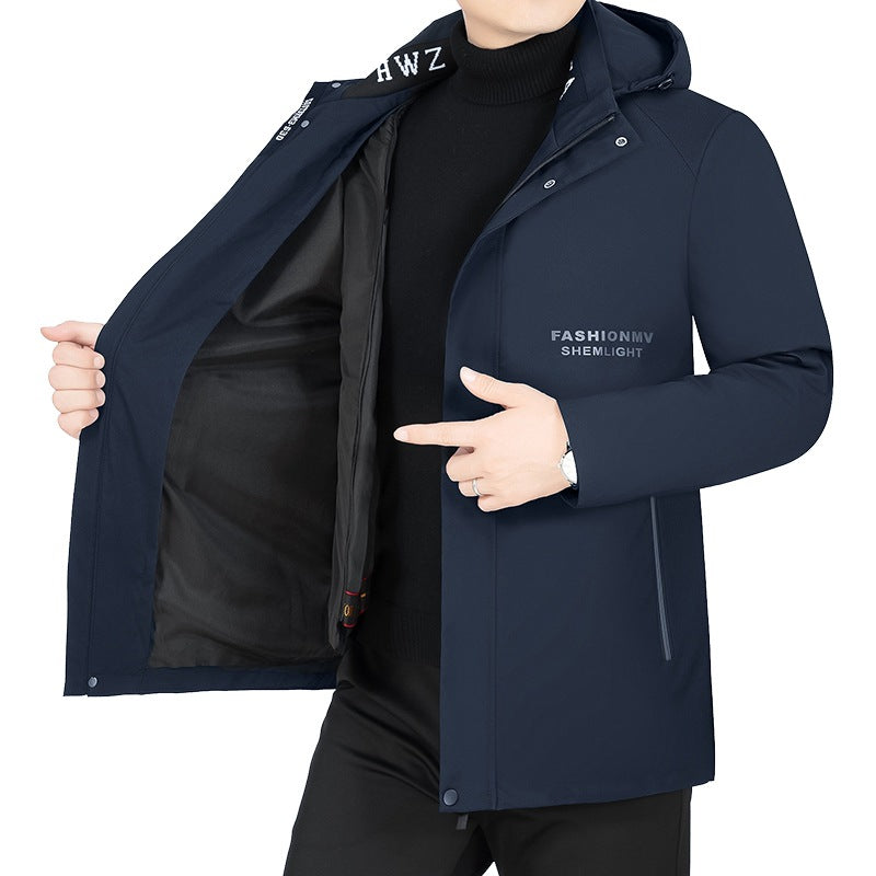 Herren Moderner Urbaner Parka mit fester Kapuze, nahtverdeckten Reißverschlüssen und leichtem Thermofutter EB